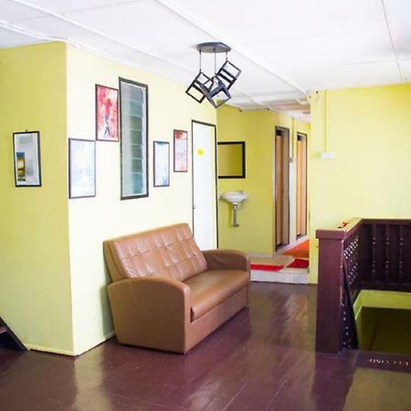 קמרון היילנדס De Cameron Guesthouse מראה חיצוני תמונה