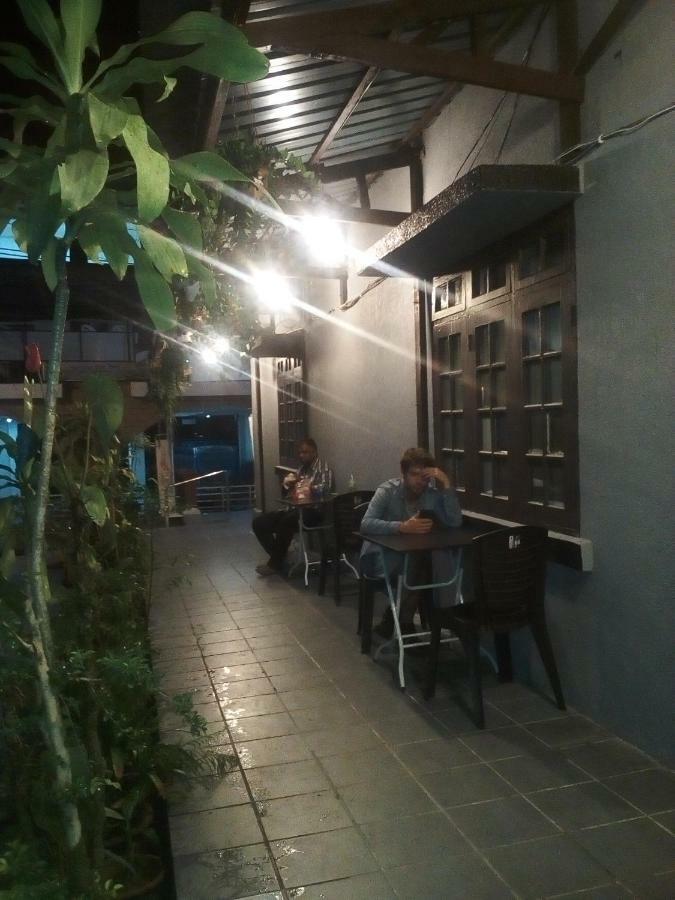 קמרון היילנדס De Cameron Guesthouse מראה חיצוני תמונה
